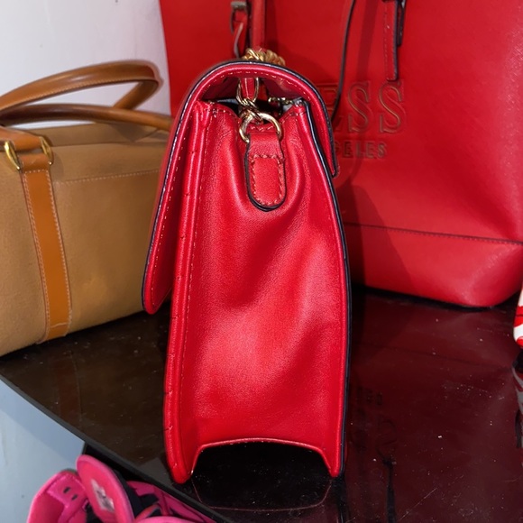 ❤️GUESS❤️ ⭐️authentic⭐️ - Picture 3 of 10